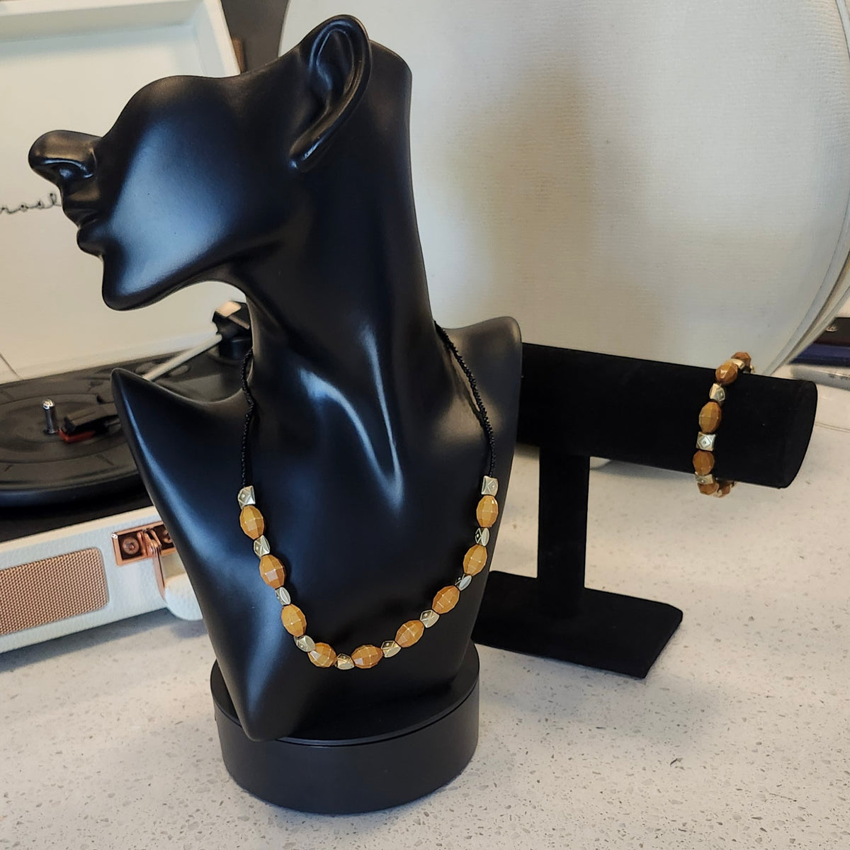 Brown & Tan Necklace/Bracelet Set